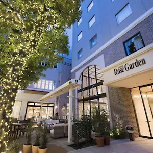 מלון Rose Garden Shinjuku