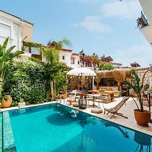 ** Otel Alachi Türkiye
